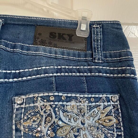 Sky Size 11 to 12 Youth Embroidered Western Boot Cut Jeans - Picture 9 of 10